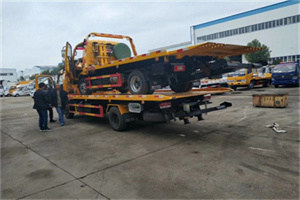 东港区同城汽车补胎