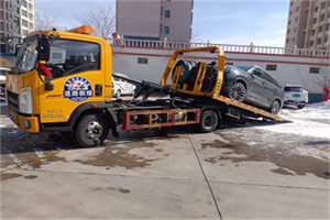 东港区救援拖车费用怎么算